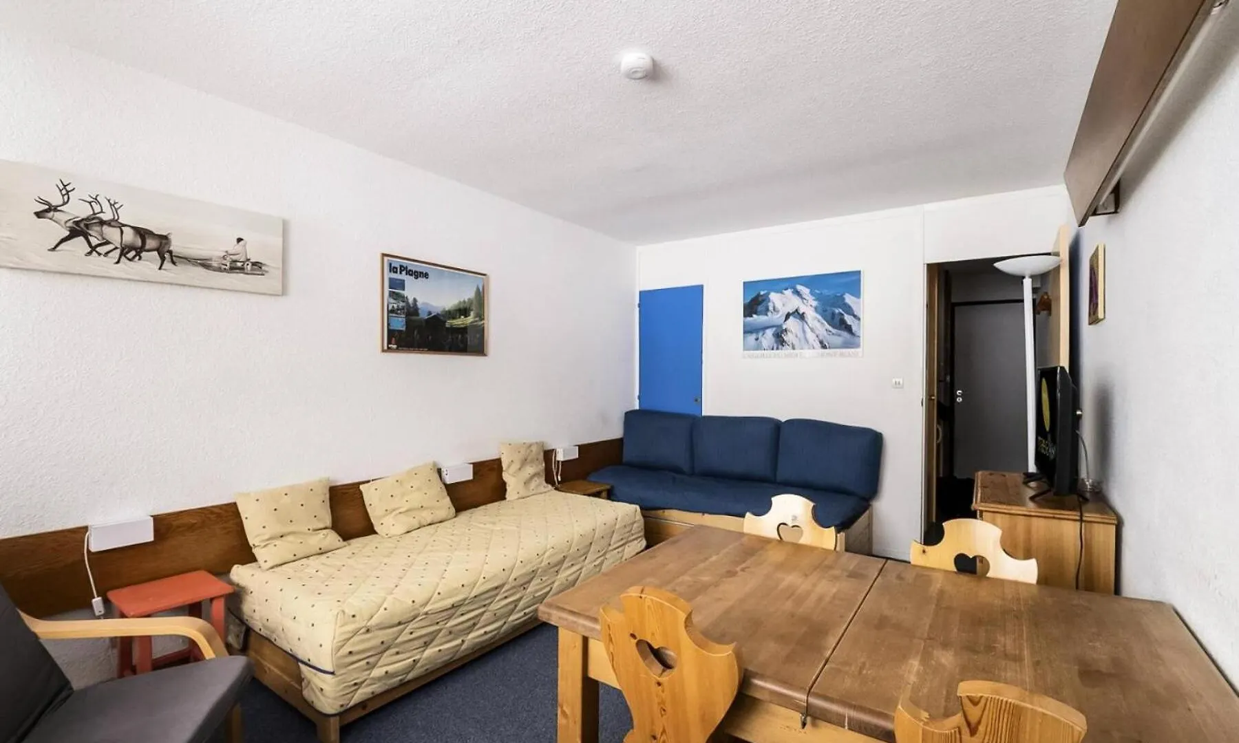 Residence Le France - Studio 3 Pers - Le France - Plagne Centre Mae-9534 contacts